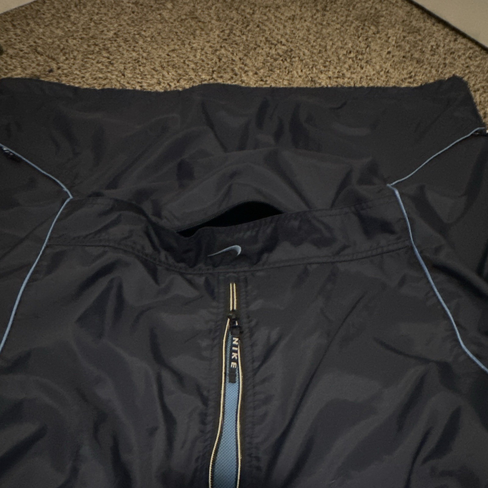 Nike Men’s Hooded Full-Zip Windbreaker Jacket Navy Nylon XL Woven Stand Collar
