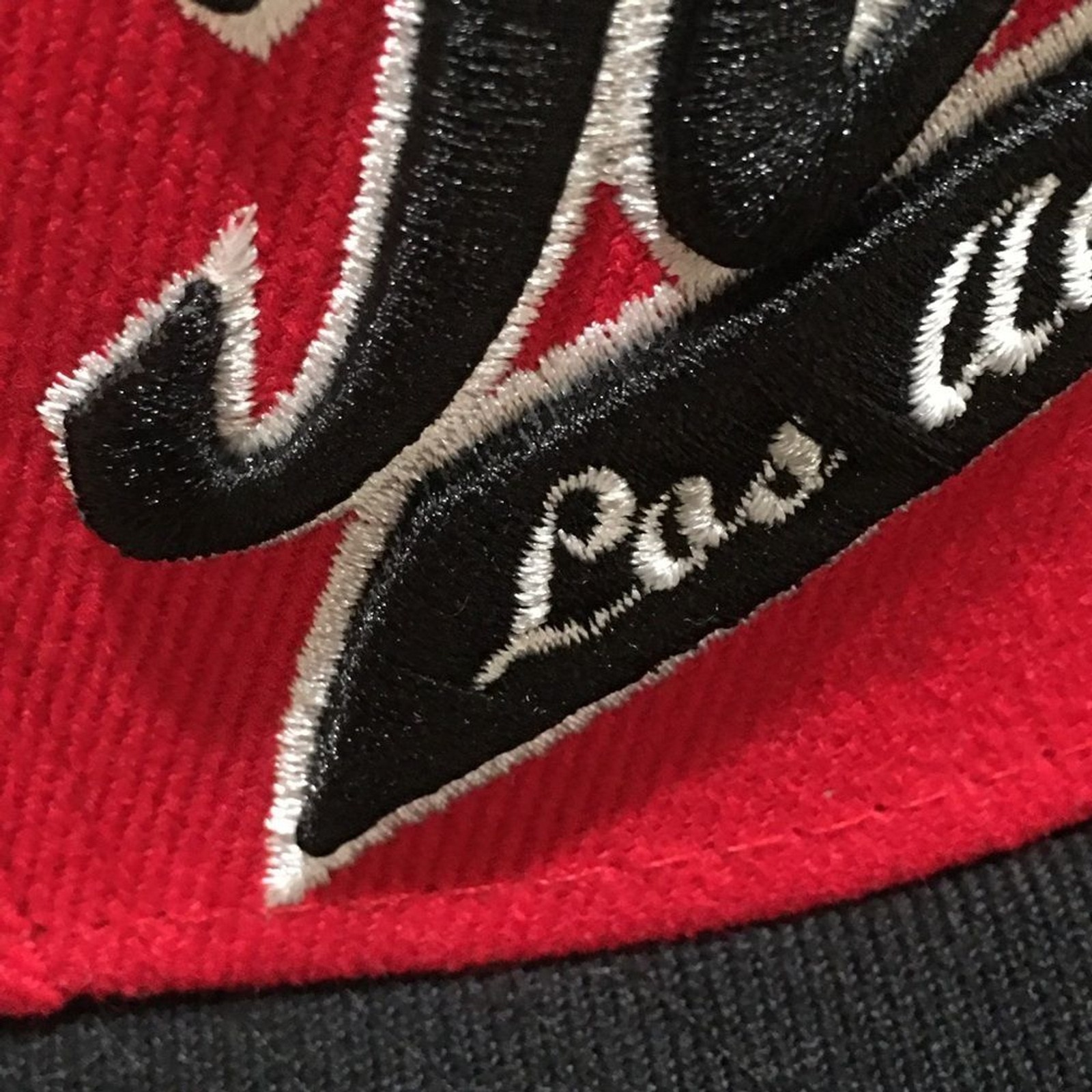 Y&R Young and Reckless Los Angeles Snapback Hat Black Red Cap!!! NWT