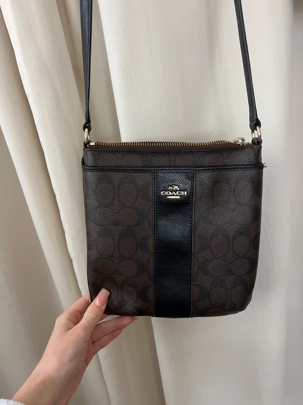 Vintage 2000s Coach Bag Signature Logo Crossbody Shoulder Bag PVC Great Conditio