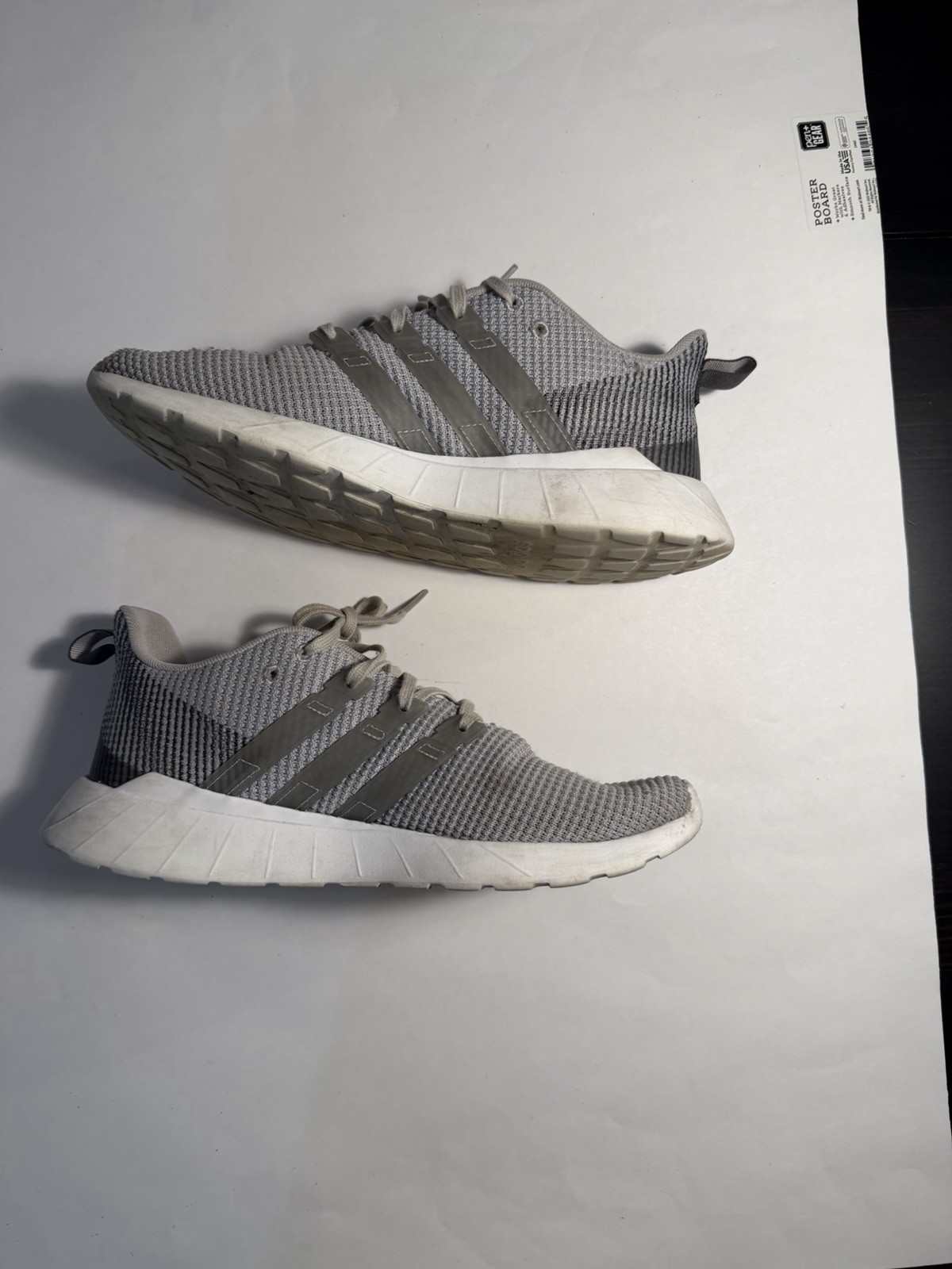 Adidas.Sneakers.Men’s.Sz.9.Gray.