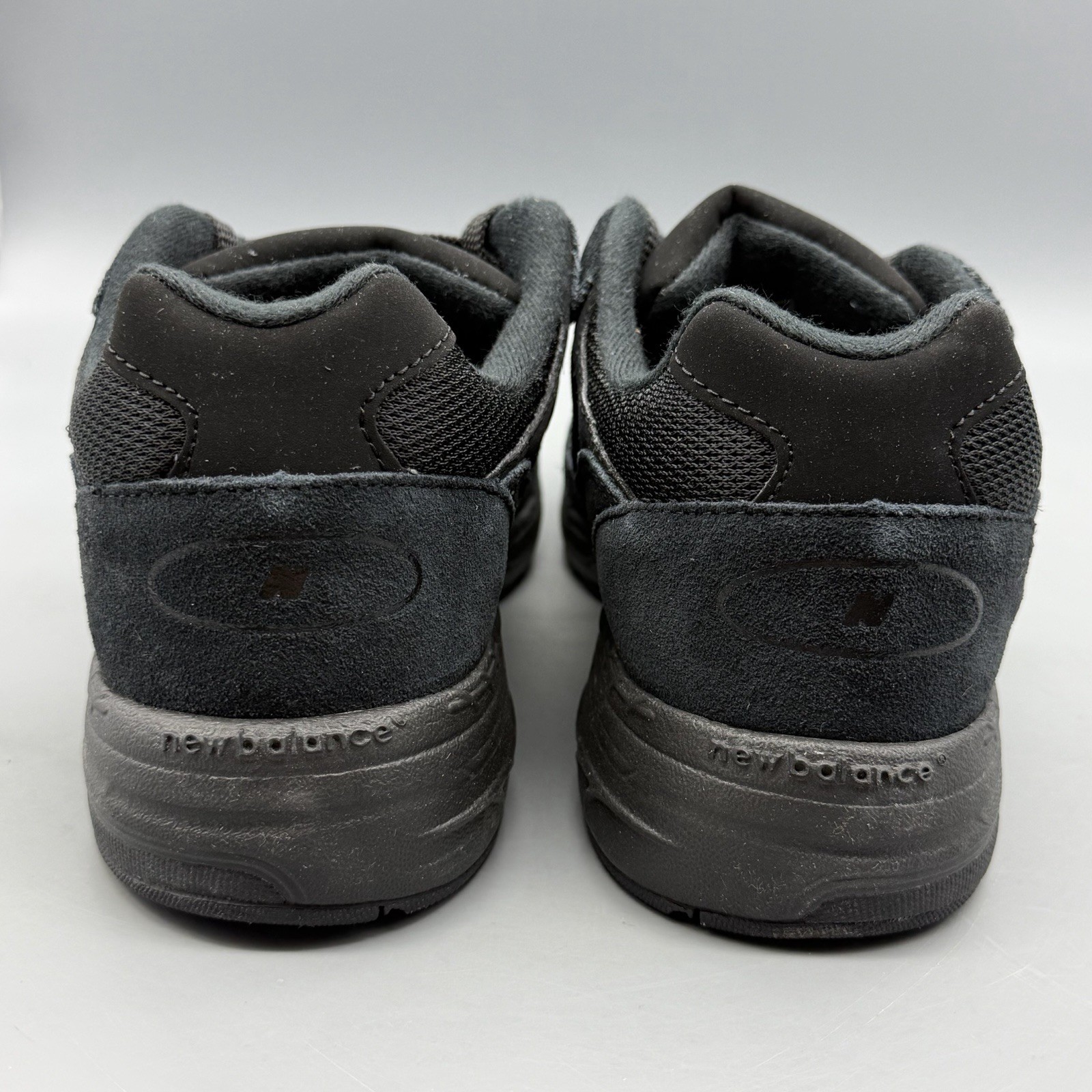 NEW BALANCE 993 Running Shoes Casual Triple Black Mens & Boys 6 Women’s 7.5 NWOB