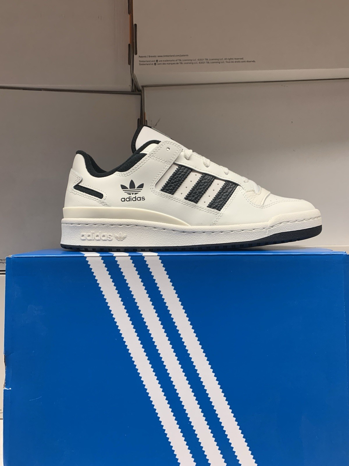ADIDAS FORUM CL Men’s NEW Medium Width