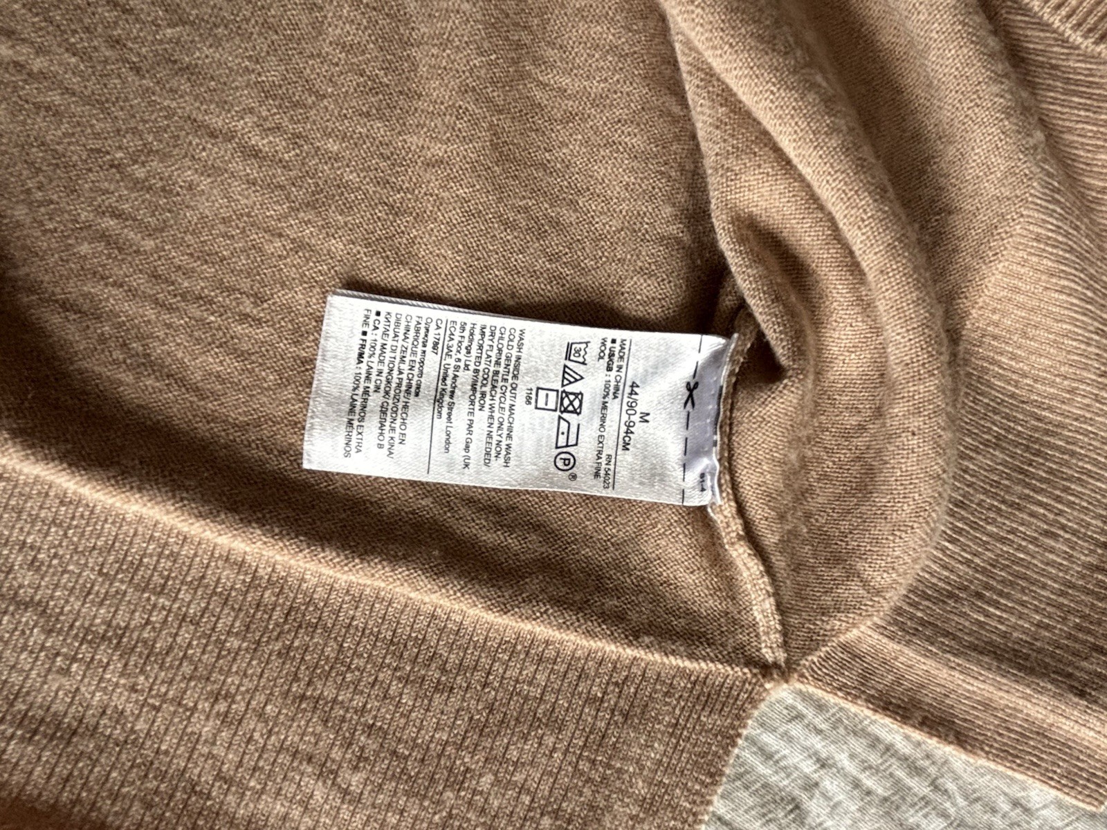 banana republic 100 merino wool sweater women Size M Preppy Academia Minimalist