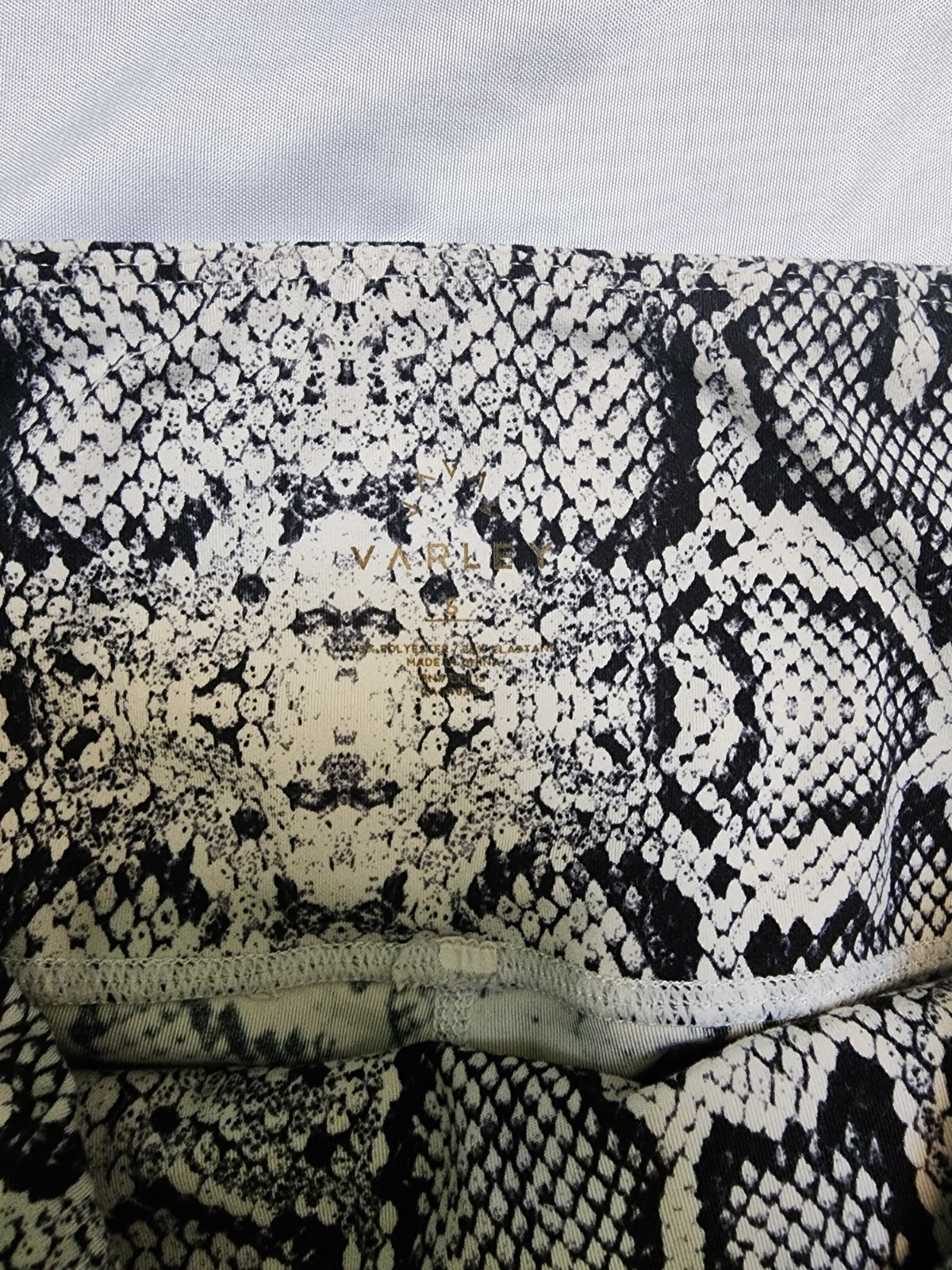 Varley Century Python Snake Print High Rise Leggings Ivory Black S