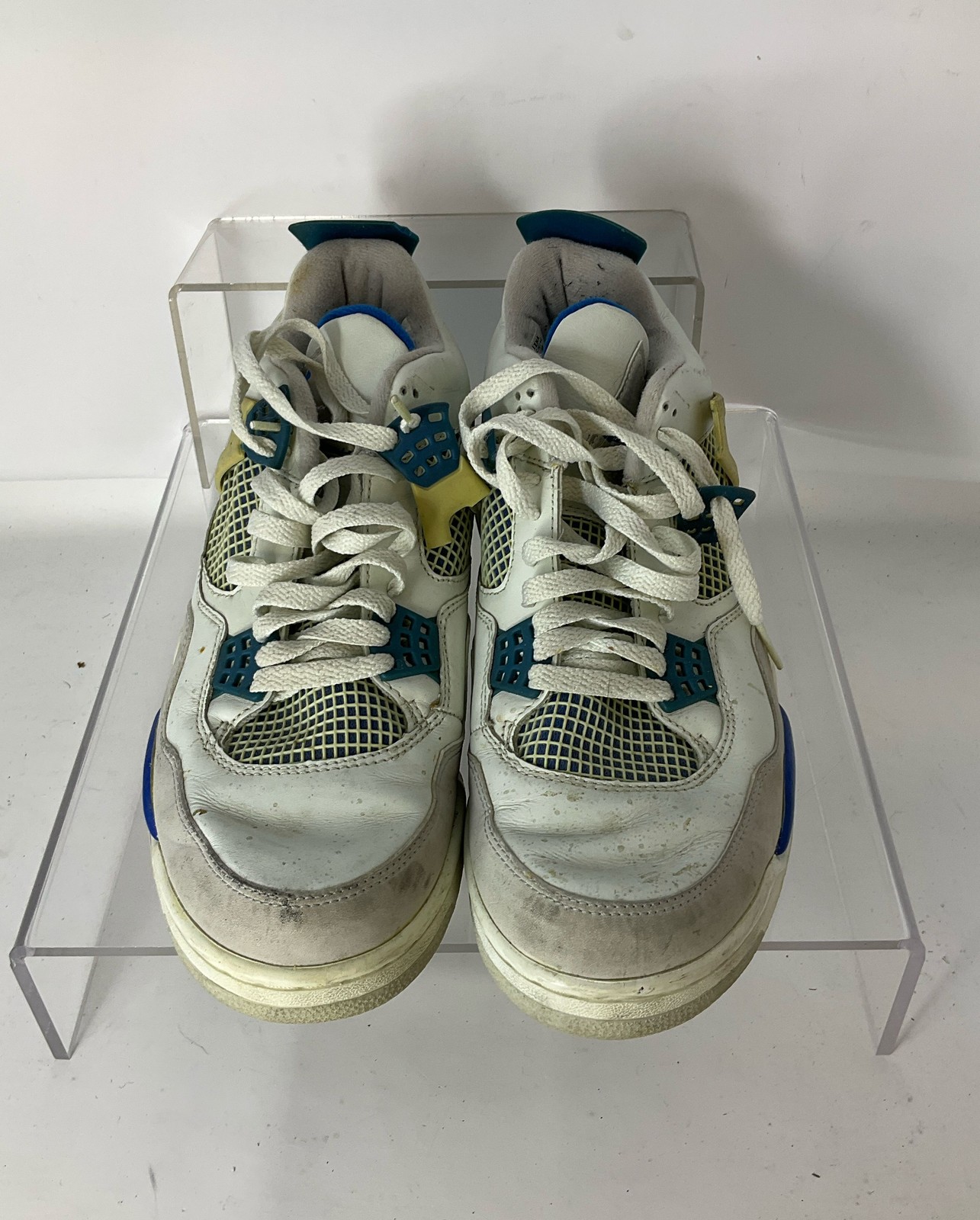 Air Jordan 4 Retro Military Blue 2006 White Sneakers 11