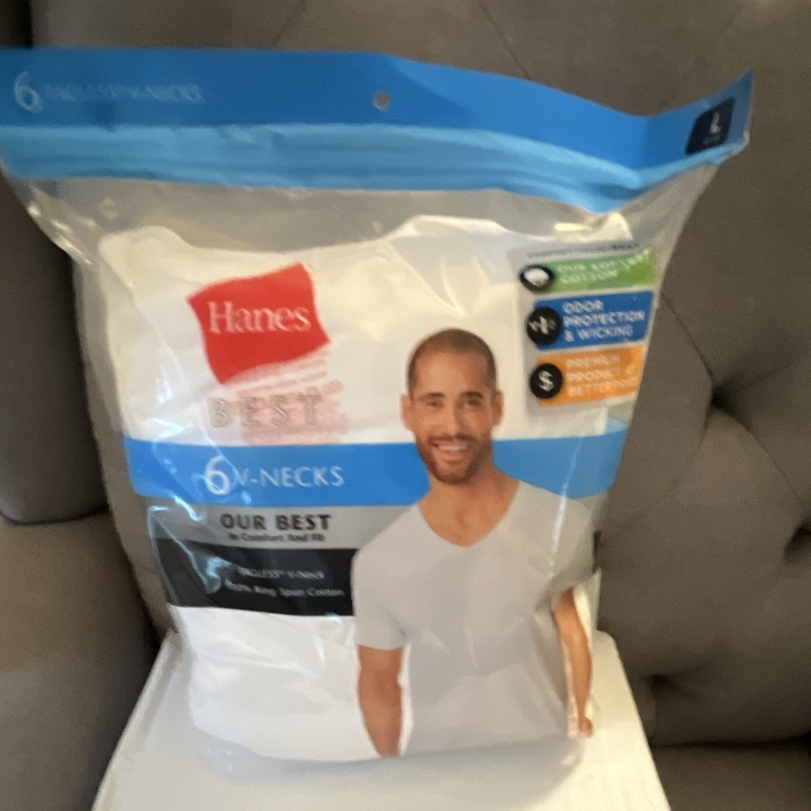 Hanes Best Men’s V-Neck Undershirt Tagless Moisture Wicking 6-Pack White L