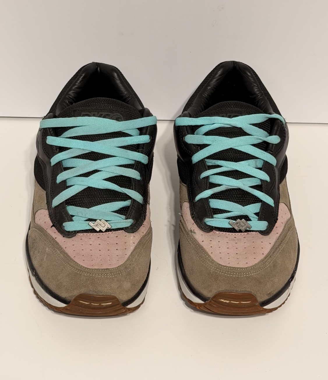 DVS HUF 4 Vintage Skateboard Skate Shoes Men’s Size 11.5 Brown/Black/Pink EUC