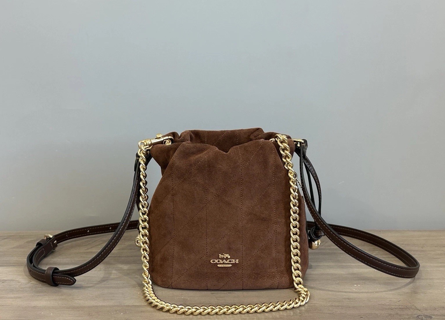 COACH Faye Mini Drawstring Crossbody Bag With Quilting CDC42 Vintage Brown/Maple