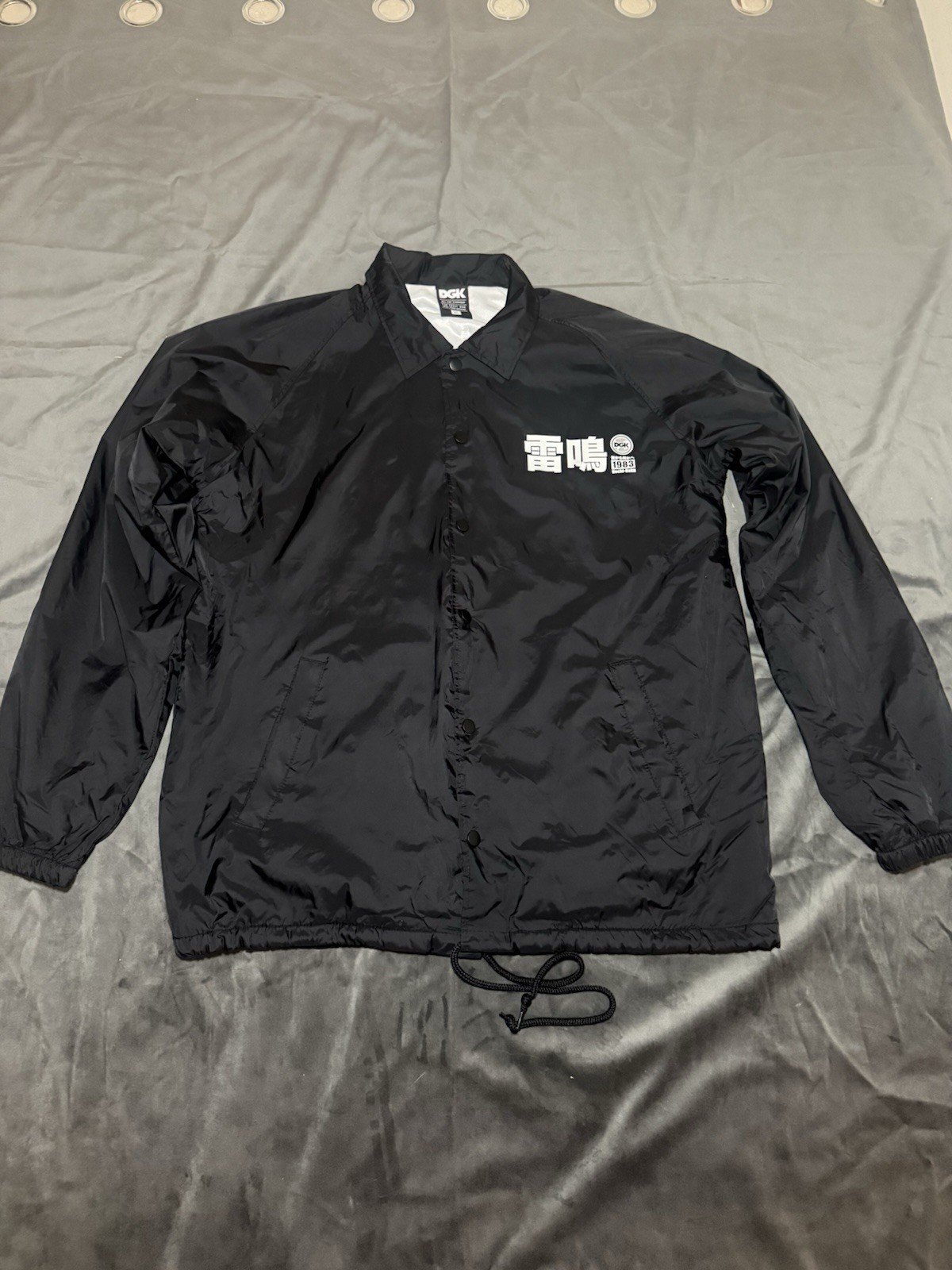 DGK Men’s Coach Jacket Snap Front Lightweight Graphic Print Black XL
