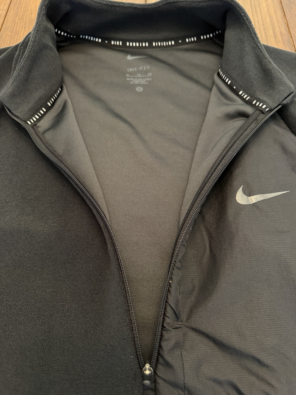 Nike Men’s Dri-FIT Running Division 1/2-Zip Mid Layer Running Top XL FB8540-010