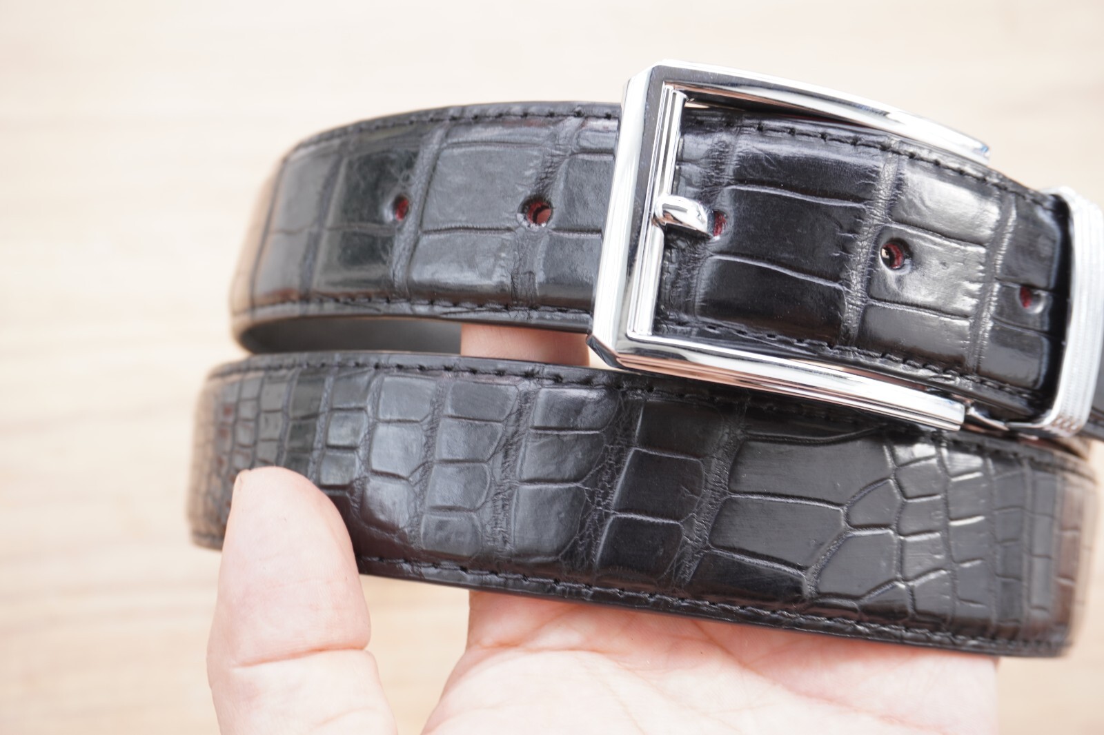 W 1.3 inch – Black Genuine Crocodile Belly Leather Skin Men’s Belt