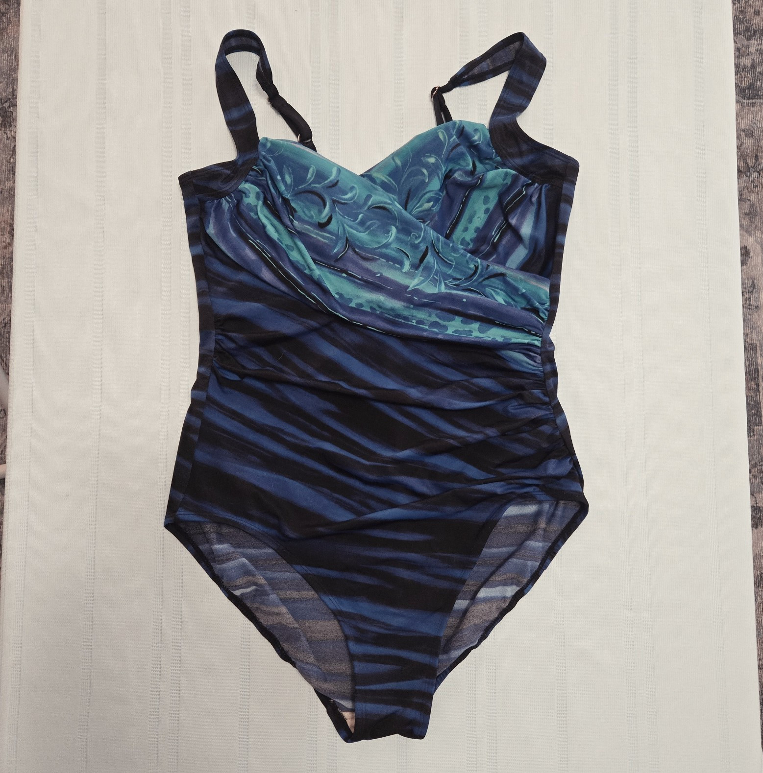 Kirkland MiracleSuit Womens One Piece Swimsuit Size 12 Blue/Teal/Black Lined
