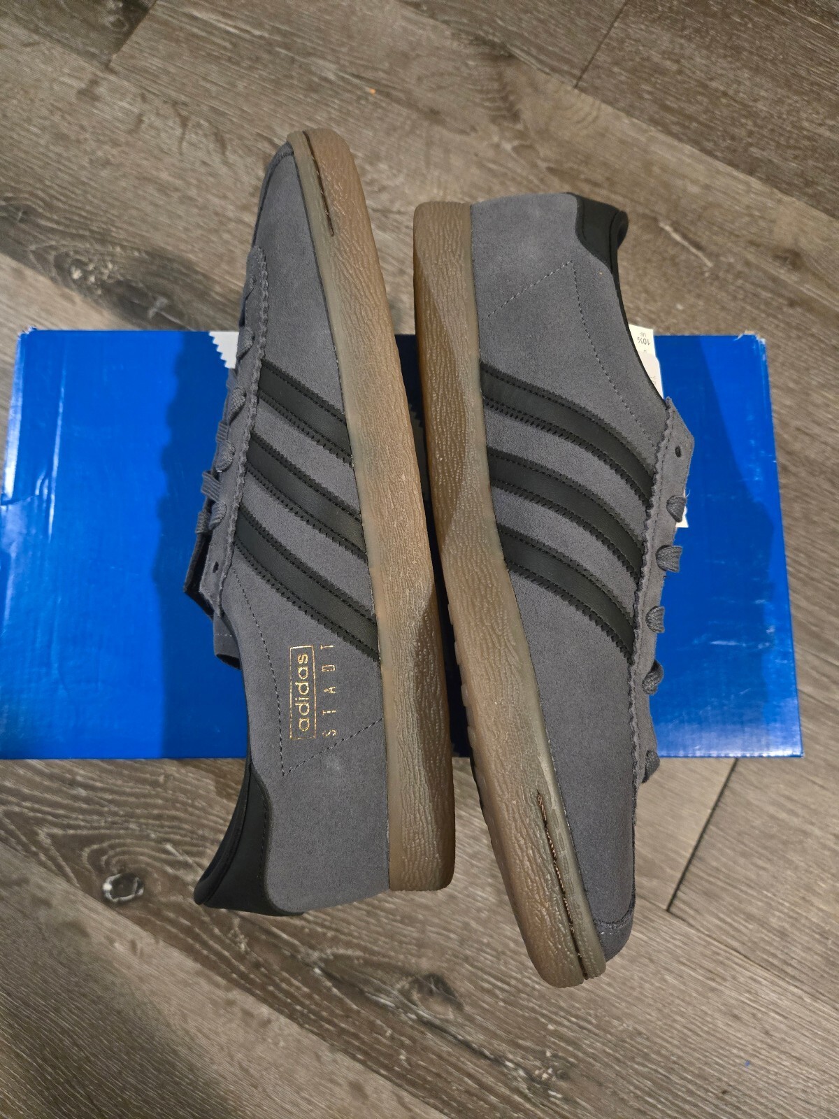 adidas Stadt Grey Five Core Black Gum Men’s 10.5 JQ9013 New In Box