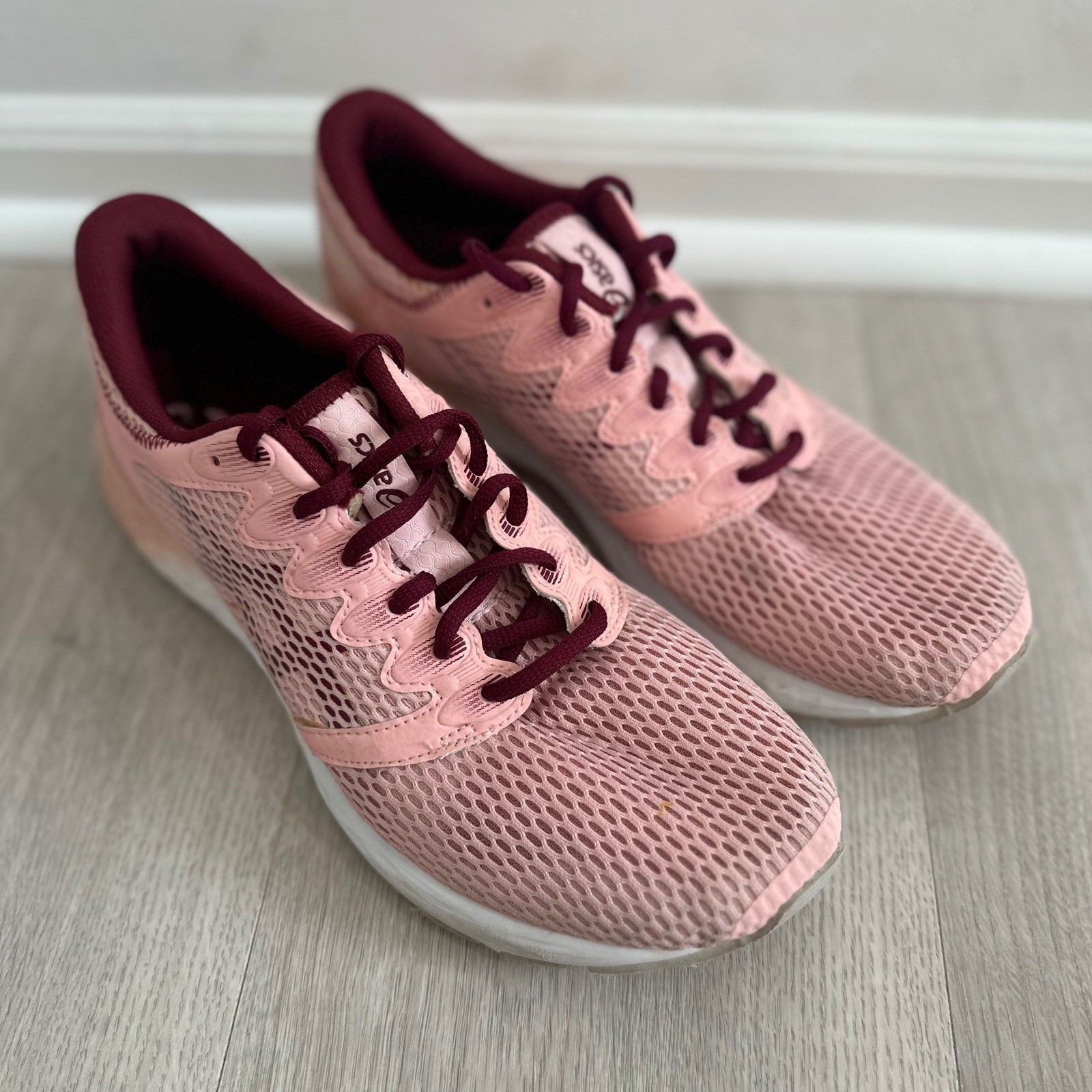 ASICS RoadHawk FF 2 Women Pink Burgundy Running Shoes Size 11 Athletic Mesh Gym