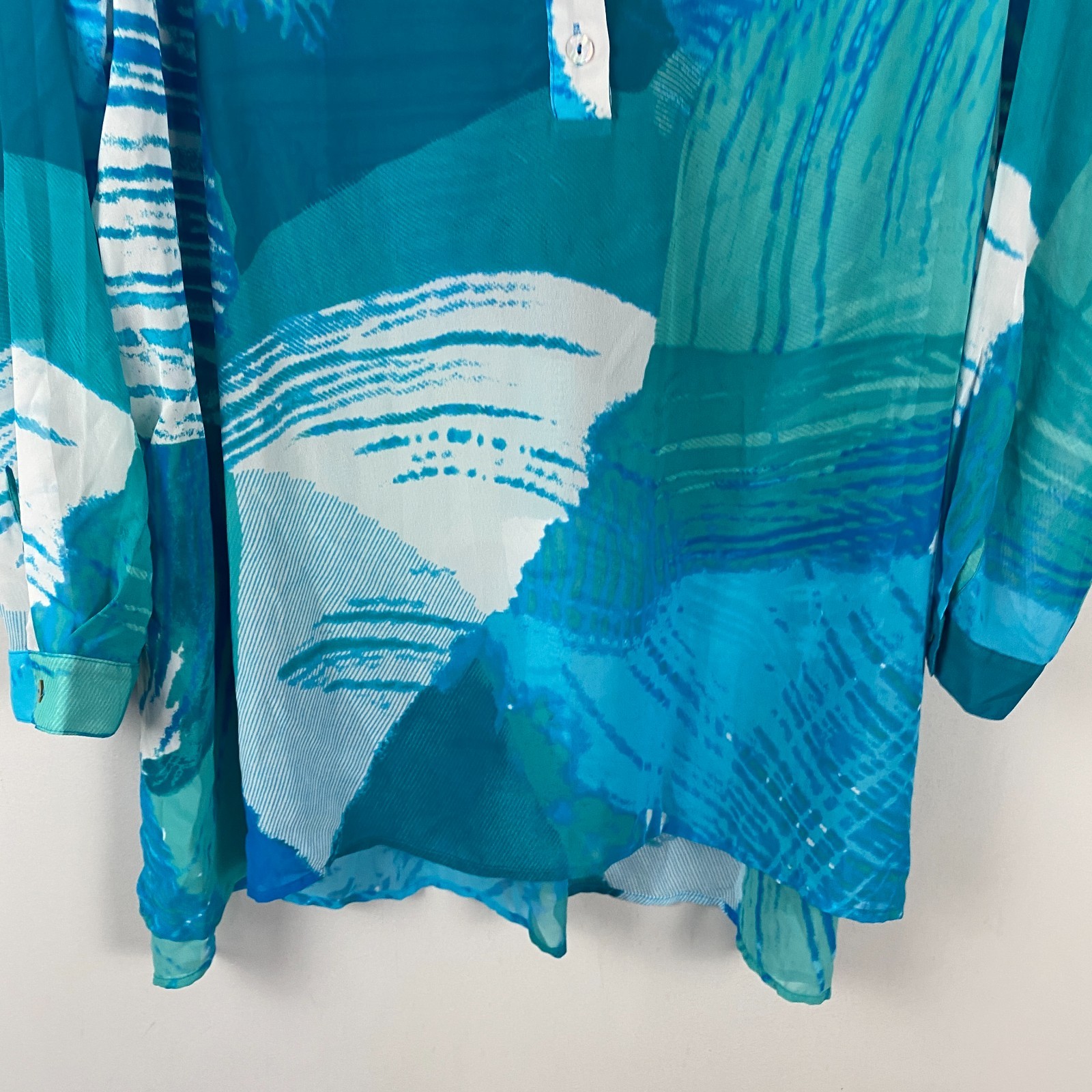 Susan Graver Printed Sheer Chiffon Shirt with Hi-Low Hem Aqua Plus 26W A290775