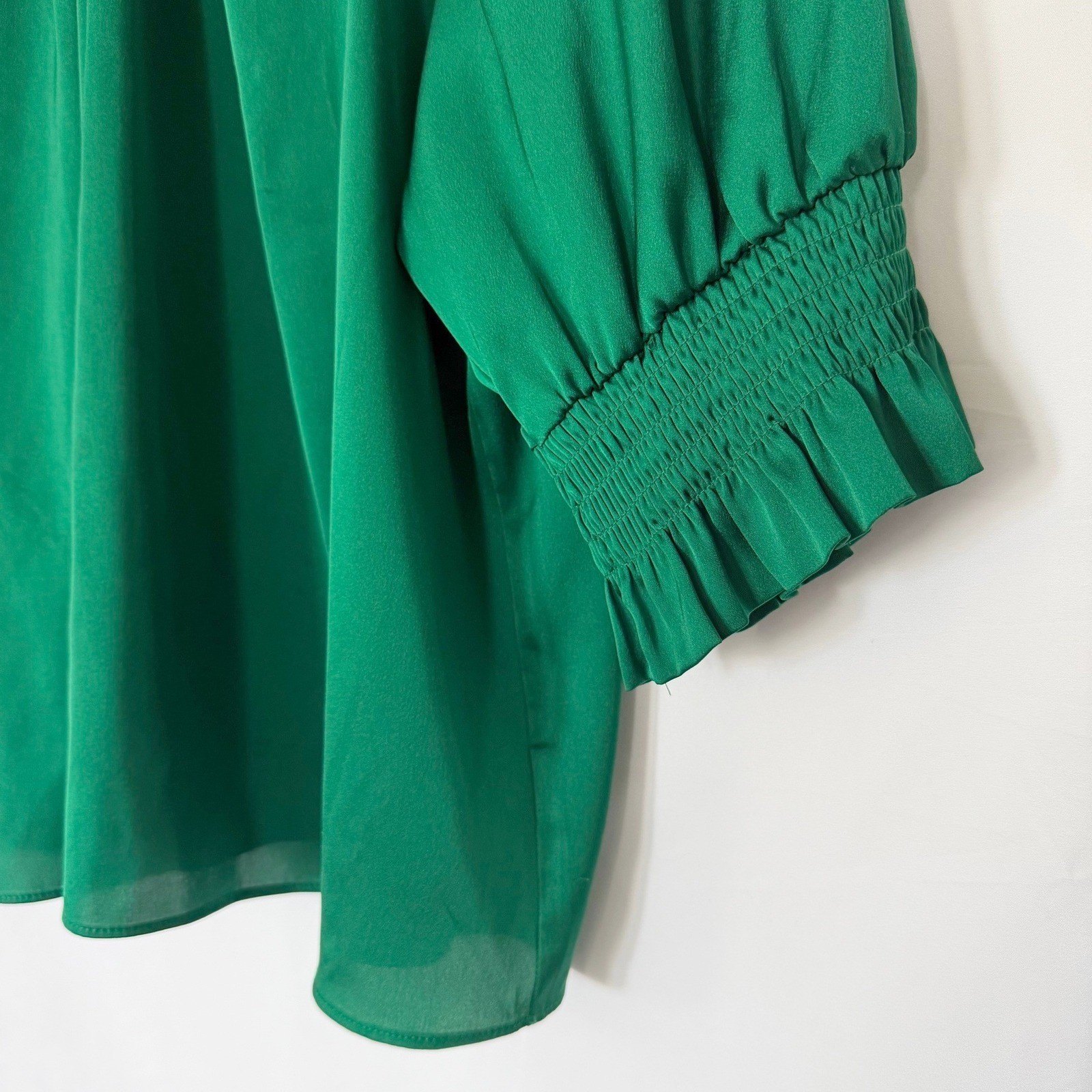 Worthington PXXL Green Blouse Smocked Cuff Ruffle Sleeve Career Elegant