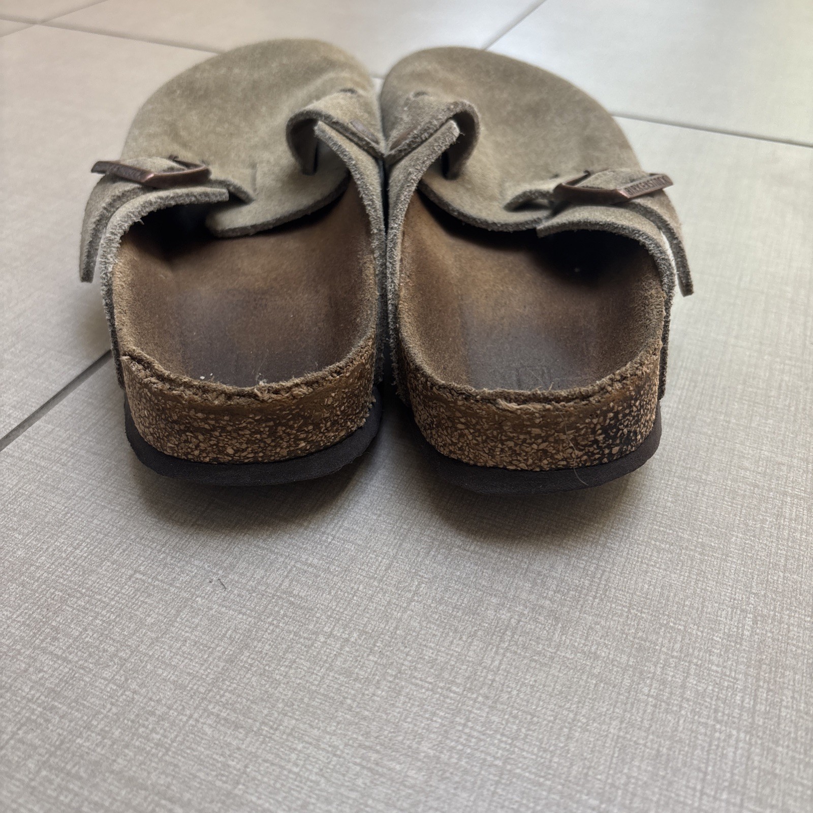 MEN Size 8-8.5 BIRKENSTOCK Boston Soft Footbed Regular Fit Suede Leather Clog