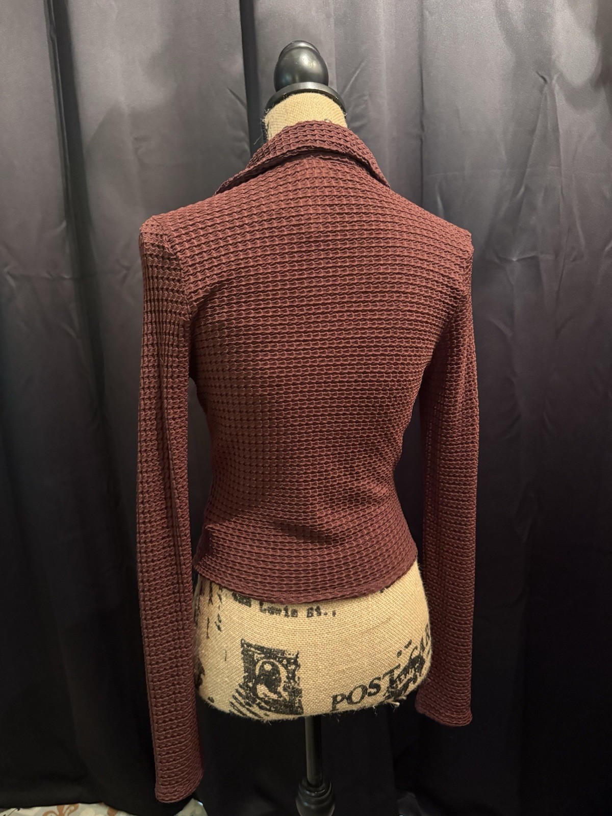 ASTR the Label Women’s Brown Solid Knit Collared Button Front Stretch Blouse M