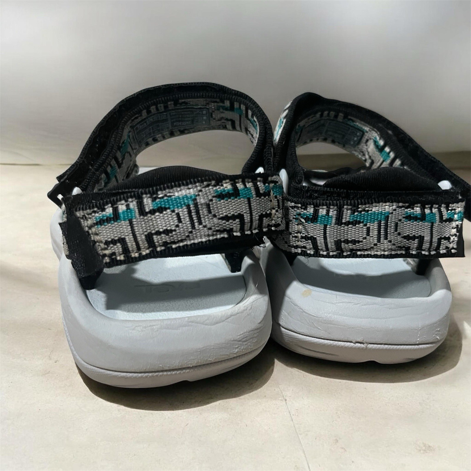 Teva Hurricane XLT2 Womens Size 6 Sandals Nouveau Glacier Grey Hiking 1019235