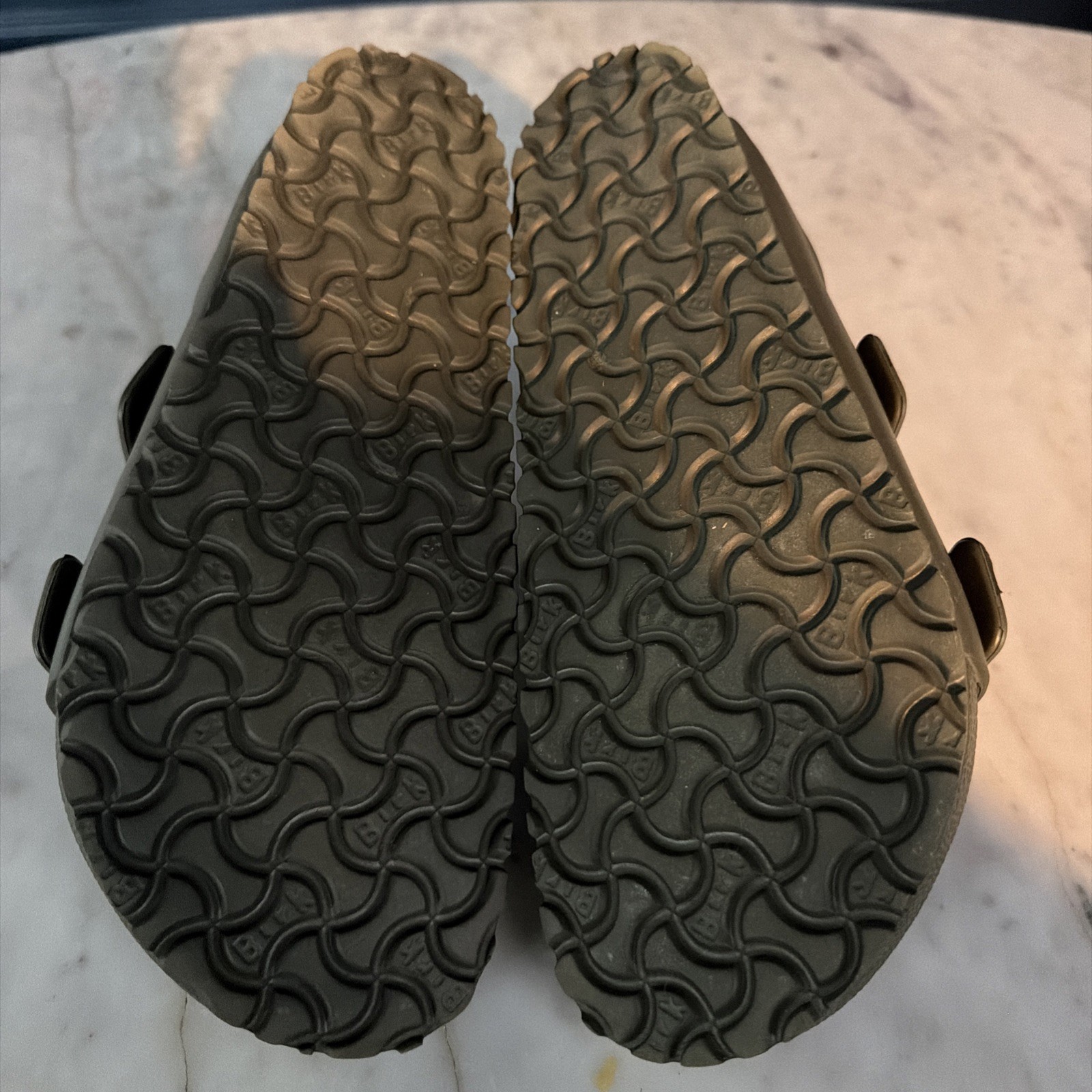 Birkenstock Men’s Arizona Essentials EVA Sandals Green Rubber Size 44 US 11