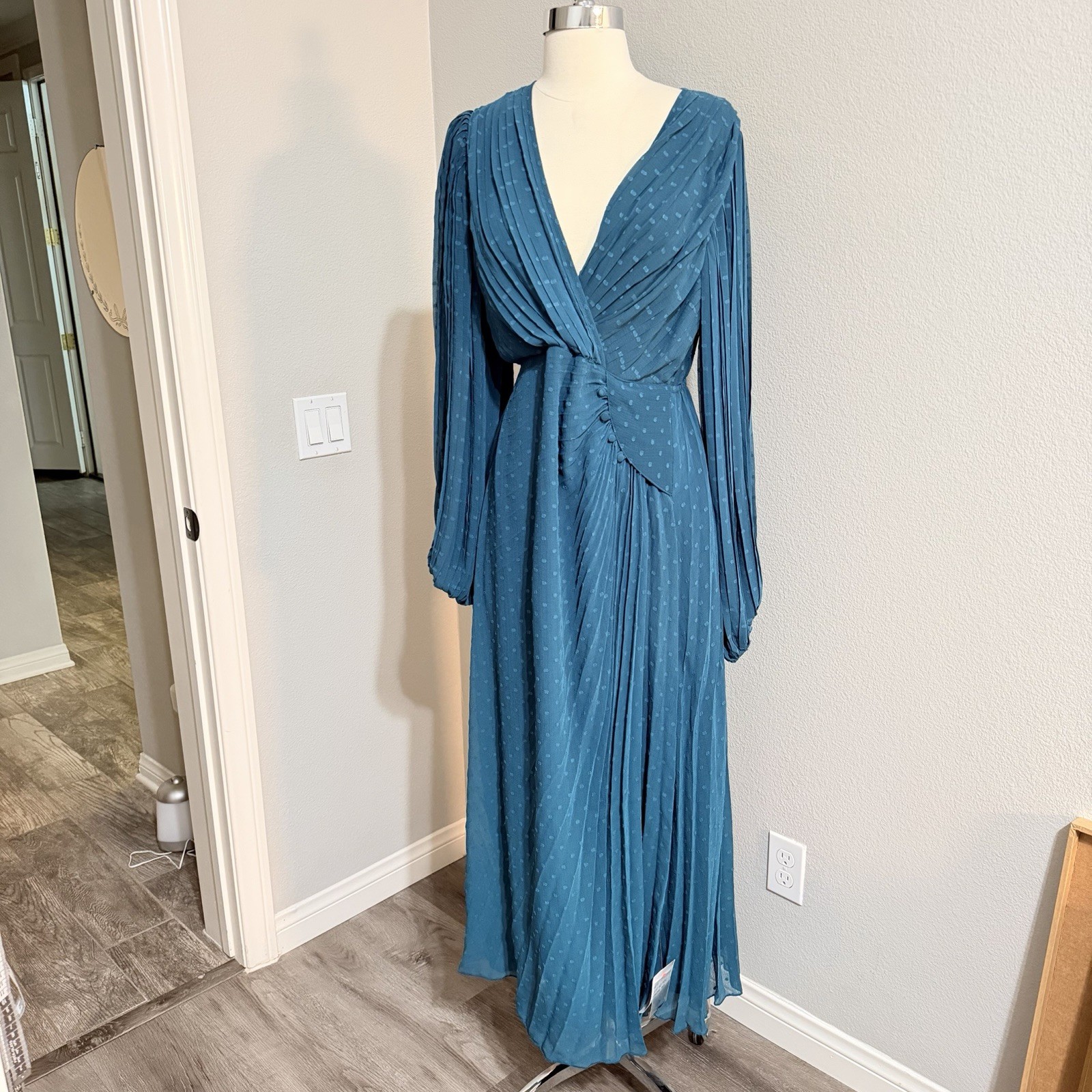 ASOS Design Teal Midi Dress Size 10 Long Sleeve Pleated Swiss Dot Chiffon