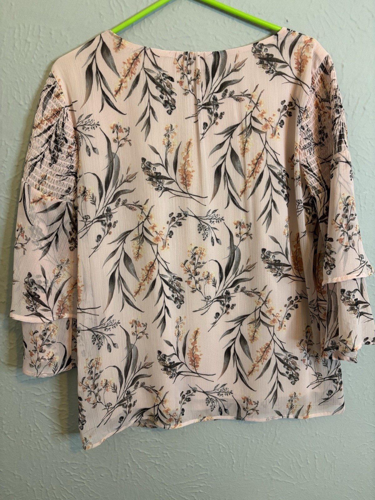 New Directions Floral Peasant Blouse Size S Pink Long Flutter Sleeve Smocked