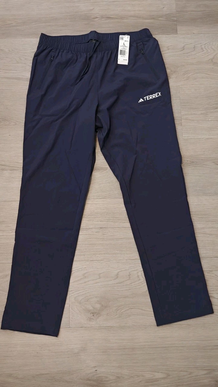 Men’s Terrex Multi Essentials Hiking Stretch Pants Size Large Brand New With Tag