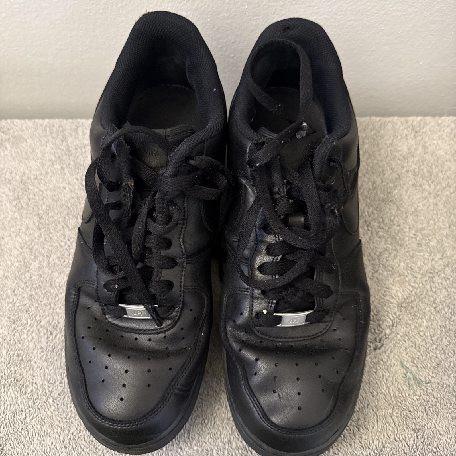 Nike Air Force 1 ’07 ‘Triple Black’ Retro Men’s Size 10.5 (CW2288-001) – EUC