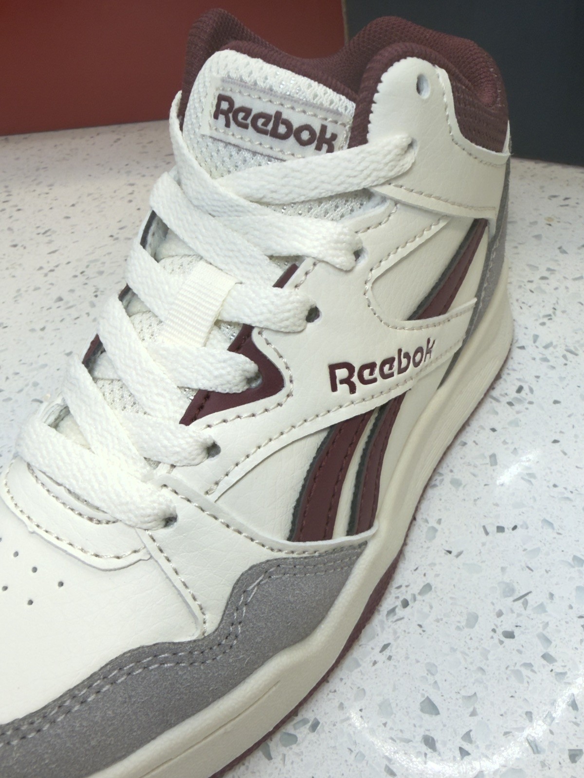 Reebok BB4900 Boys & Girls Toddler Hi Top Sneaker Size 12 Cream Maroon NIB