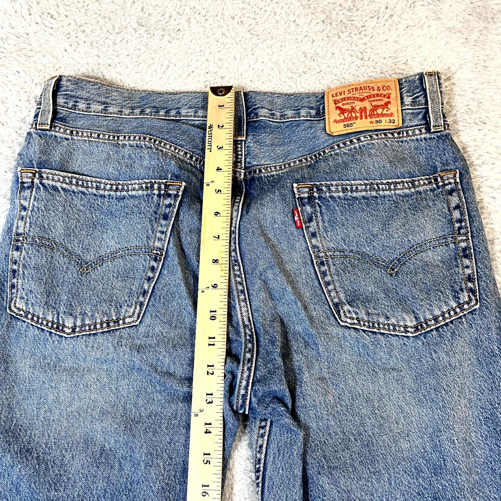 Levi’s 565 Men’s Blue Denim 5 Pockets Loose Straight Jeans Size 30×32