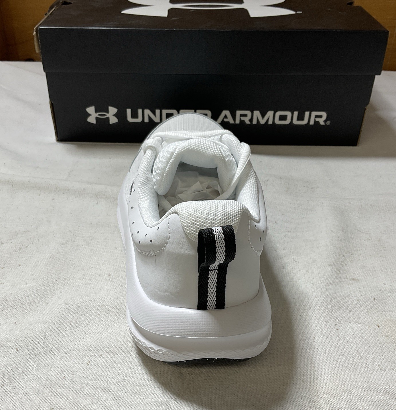 Under Armour Men’s UA Charged Assert 10 3026175-104 Shoes White/Black US 9.5M H5