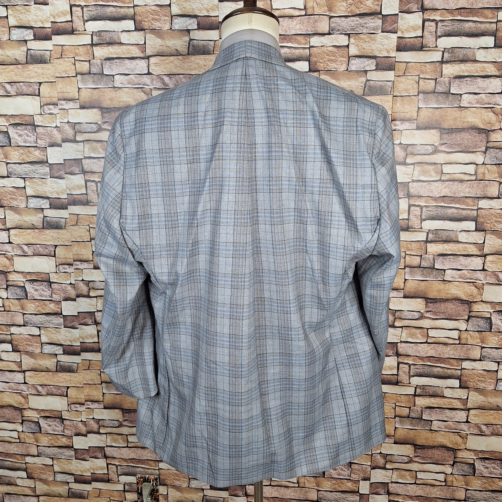 Hart Schaffner Marx Sport Coat Jacket Mens 52R Light Gray Plaid Wool Chicago VL