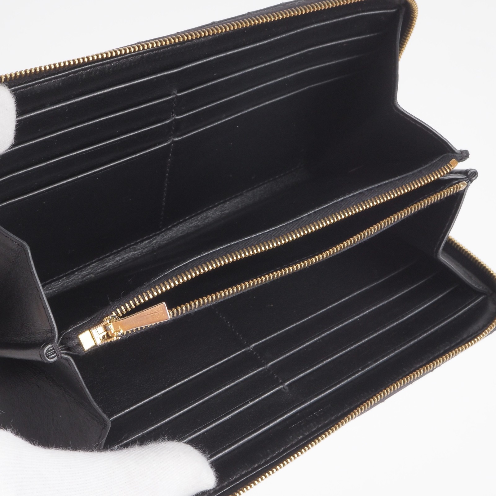 CELINE wallet C-charm stepped zippy long wallet leather purse OP: €750