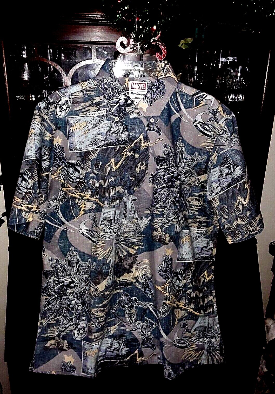 Reyn Spooner Men’s MARVEL AVENGERS AS CLSC BT Full Button Slate Shirts