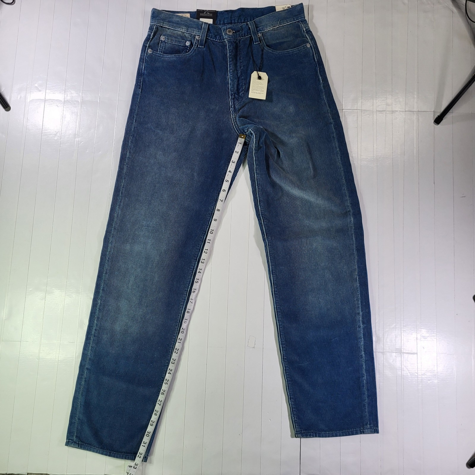 Levis Premium 568 Corduroy Jeans 30×34 New Loose Straight Men’s Blue New W Tags