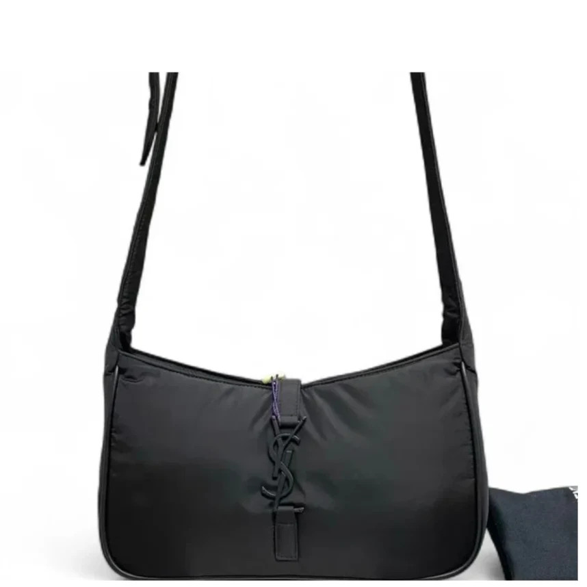 Yves Saint Laurent Le 5 A 7 Hobo Black Nylon (kc060126c3r)