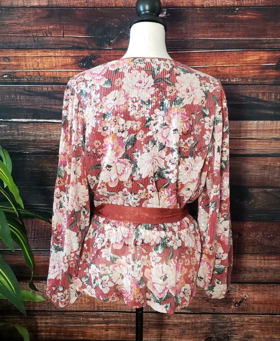 LC Lauren Conrad Plus Size 0X Sequin Puff Sleeve Wrap Top Blouse Belted Floral