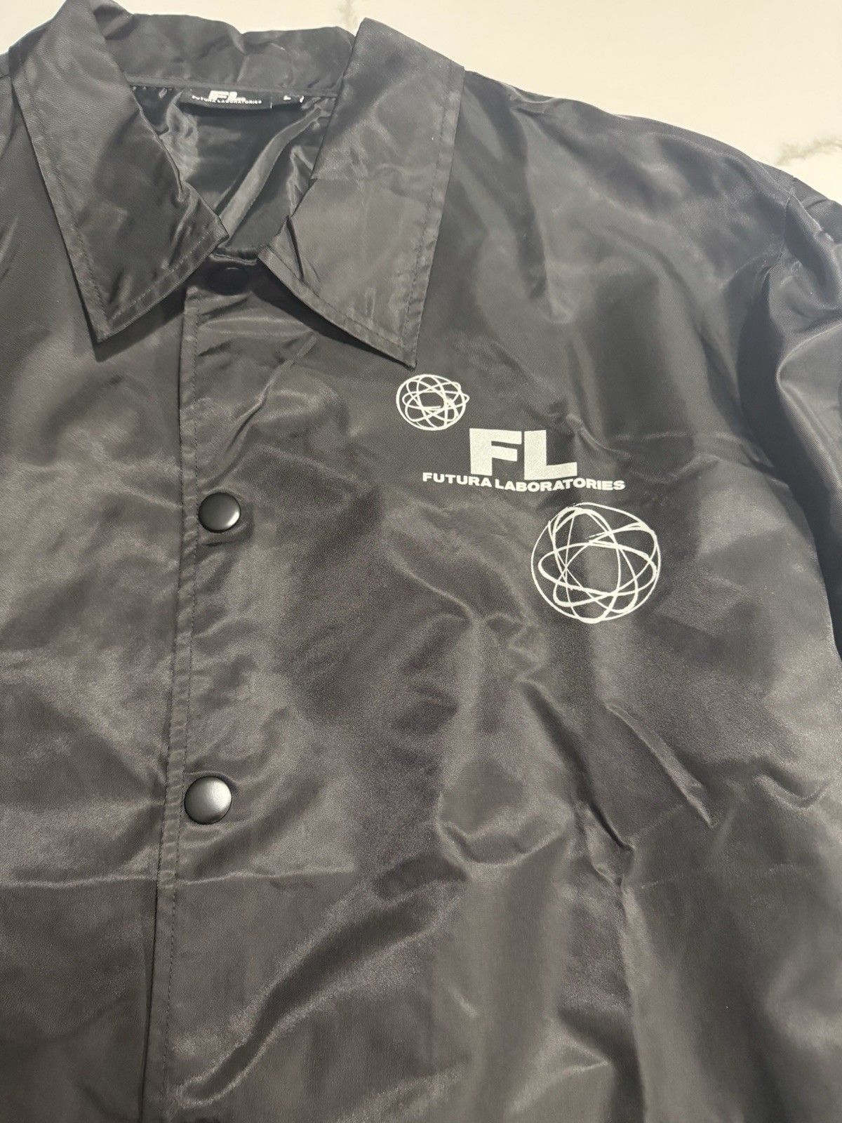 Futura Laboratories Black Graphic Logo Snap-Front Coach Jacket Point Collar L