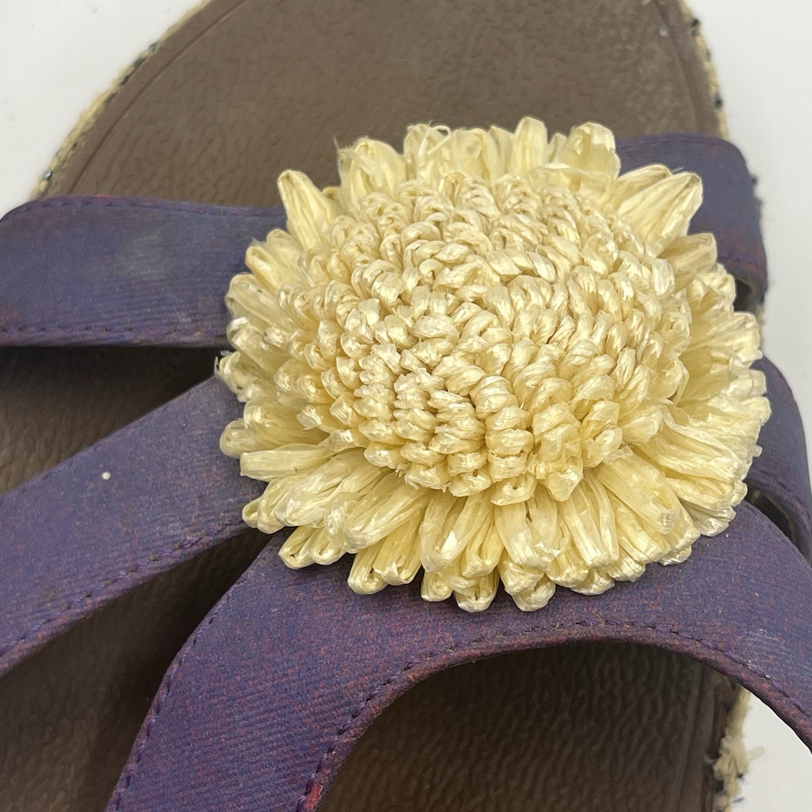 “FITFLOPS” Purple Pink Thong Sandals Slip on Floral Flower Women’s Sz 8