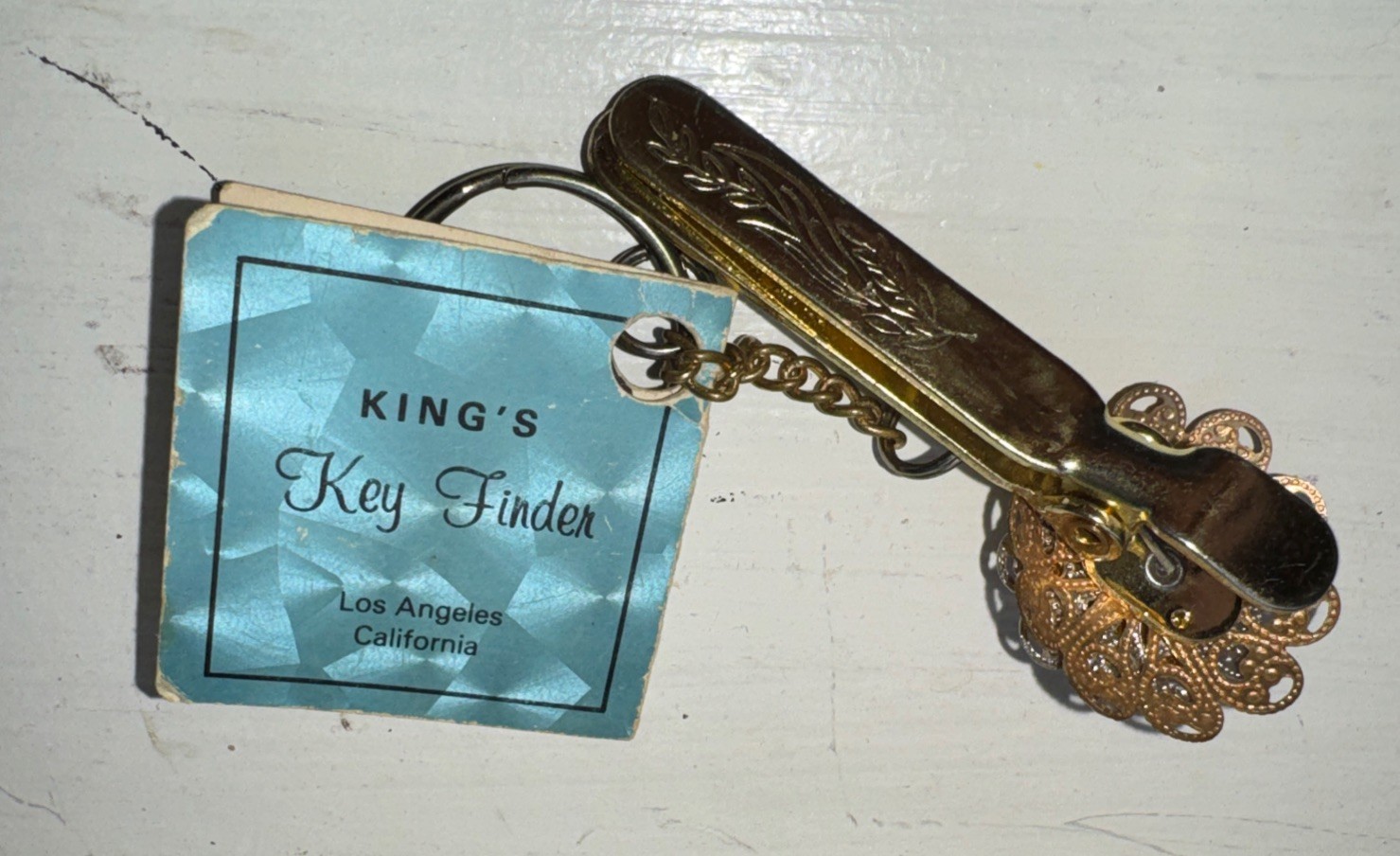 Vintage NWT MCM Kings Key finder MCM gold tone metal Clip W/tag Los Angeles CA