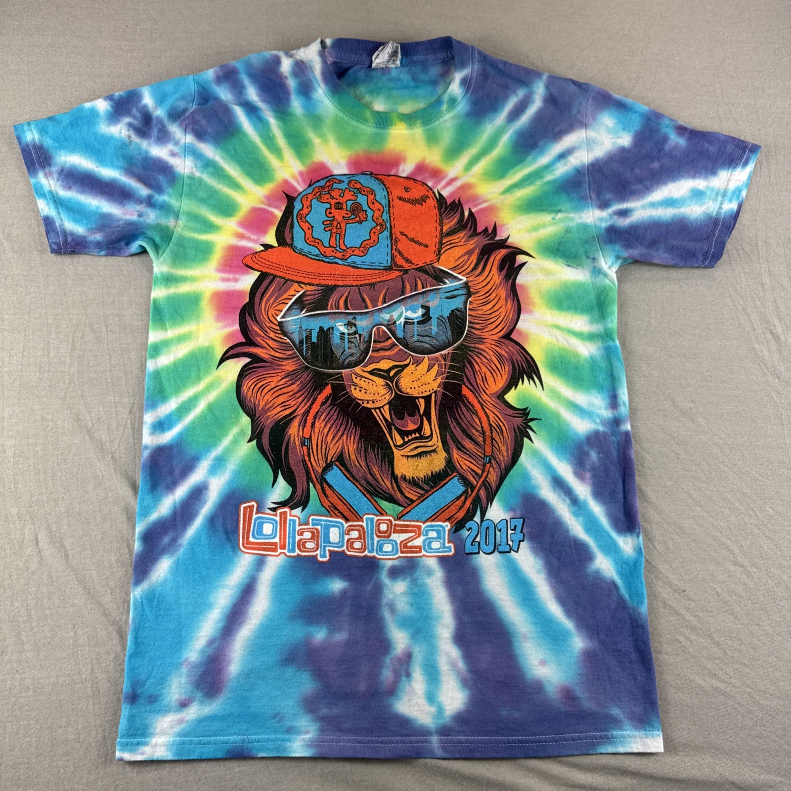 Lollapalooza 2017 T-Shirt Small Chicago Tie Dye Music Festival Concert Lion Band