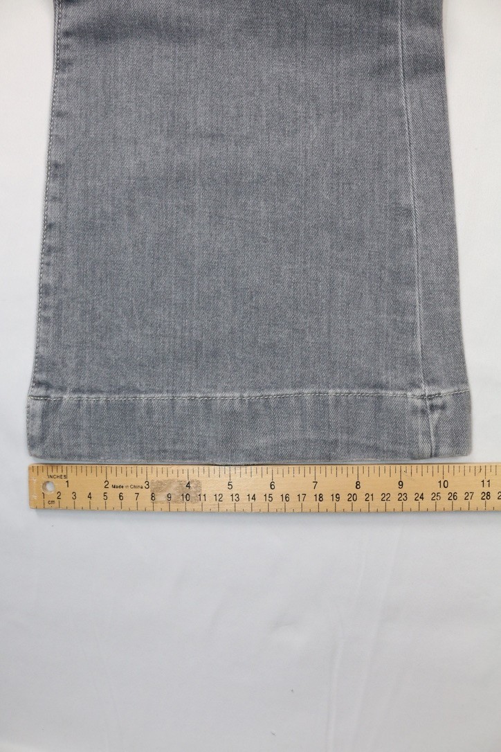 7 For All Mankind Women’s Dojo Original Light Wash Flared Distressed Jeans