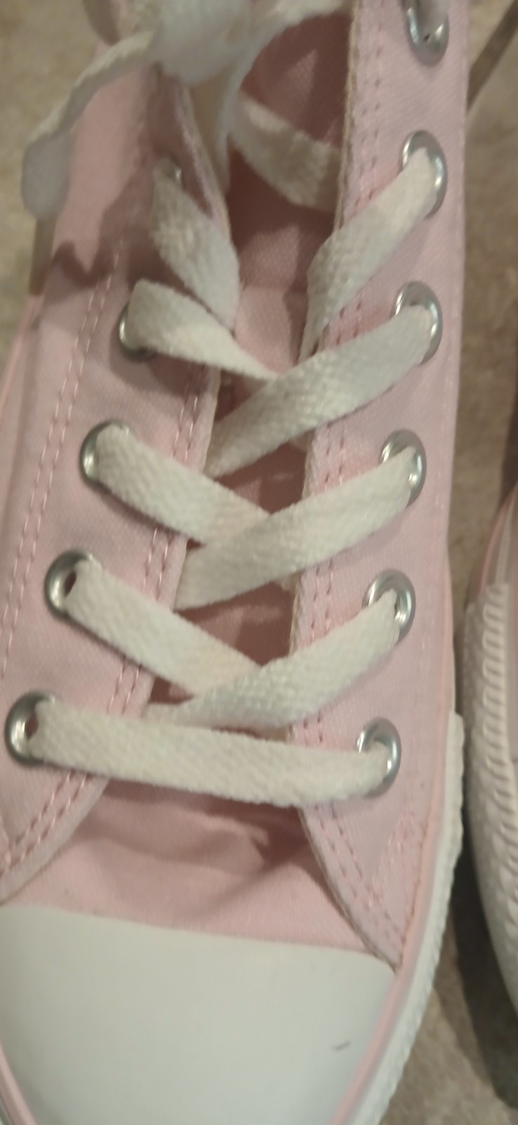 Pink Converse sneakers size US M6/W8 #converse