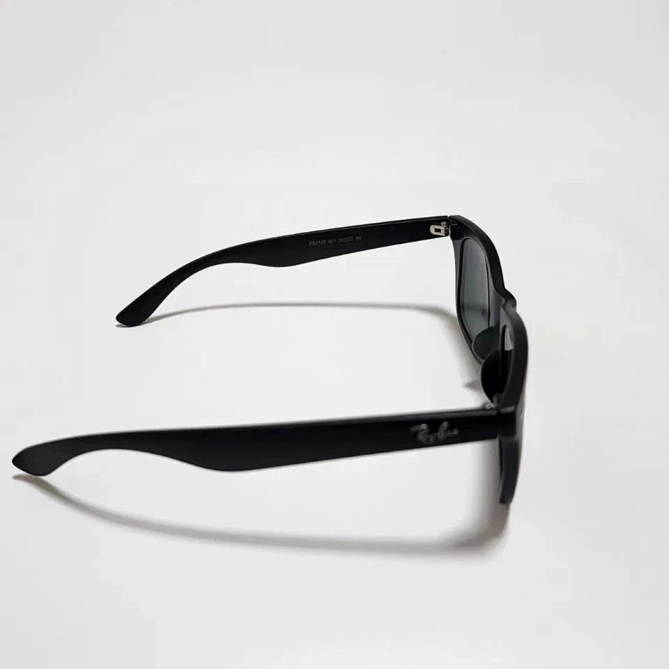 Wayfarer Classic Sunglasses 50mm Sunglass Black Frame Gray Lens -Ray-Ban RB2140-