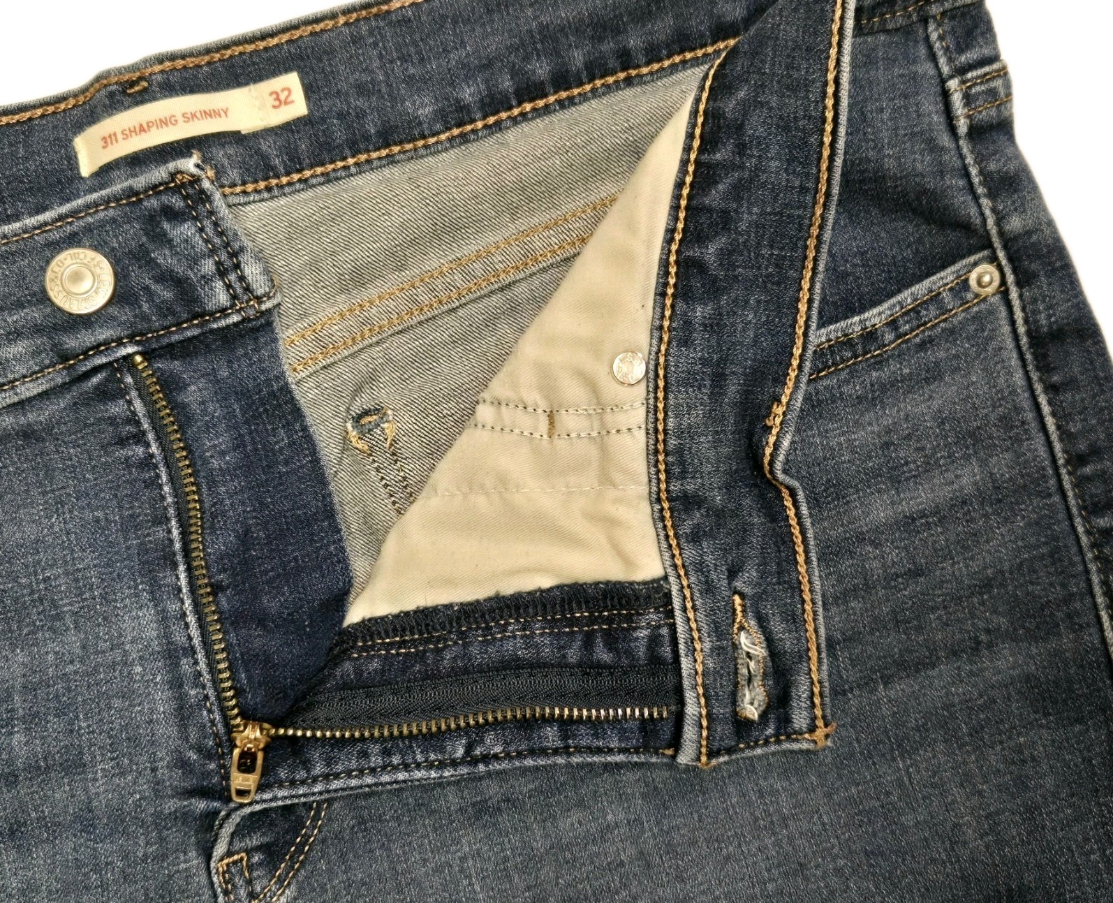 Levi’s 311 Shaping Skinny Jeans Blue Denim Women’s Size 32