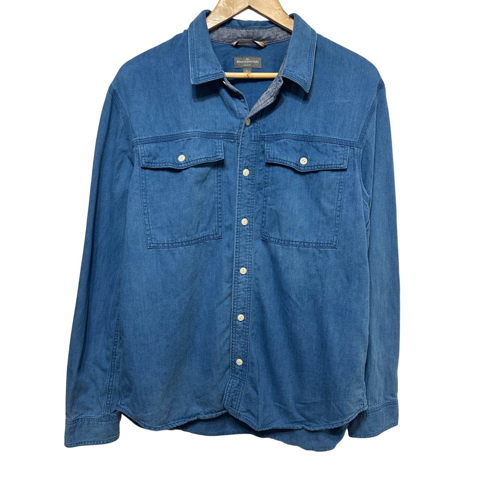 LL Bean Signature Button Up Mens Large Blue Slim Fit Cotton Denim Workwear Shirt