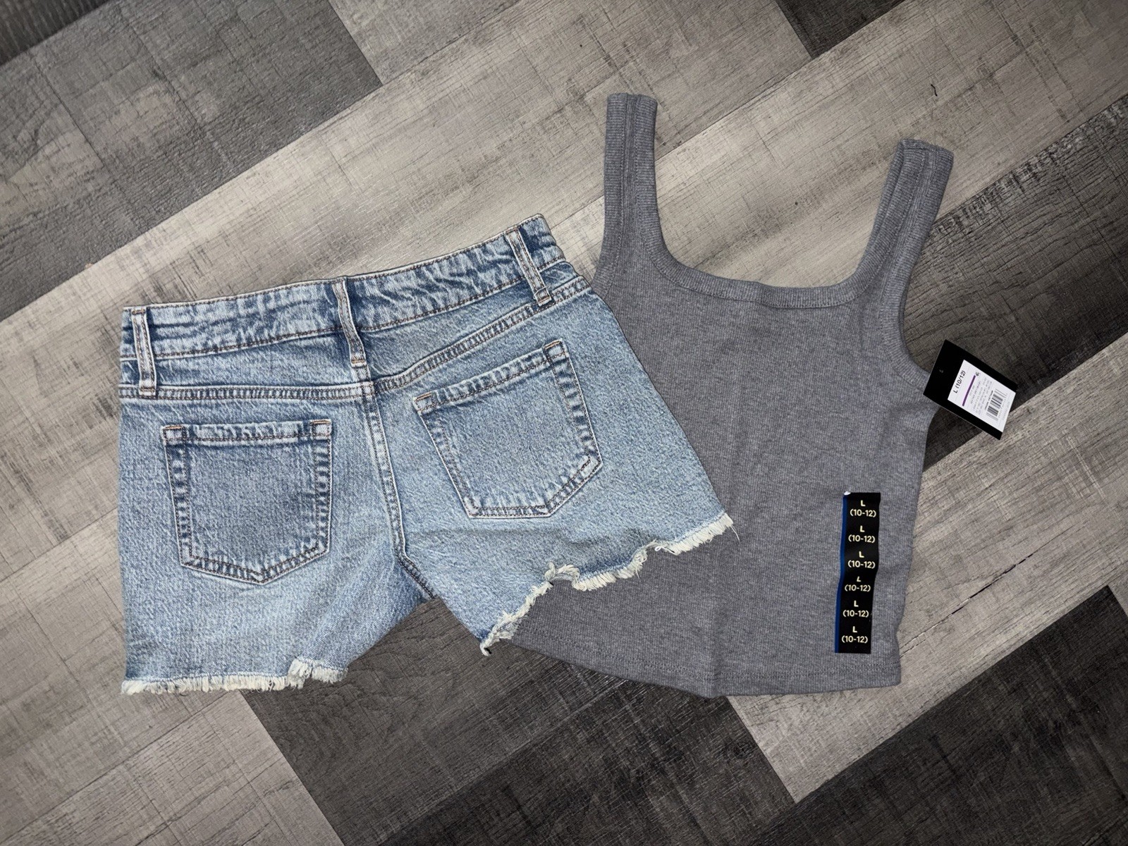ART CLASS TARGET BRAND 2 PIECE SET SHORTS TANK SHIRT GIRLS LARGE 10-12 NWT