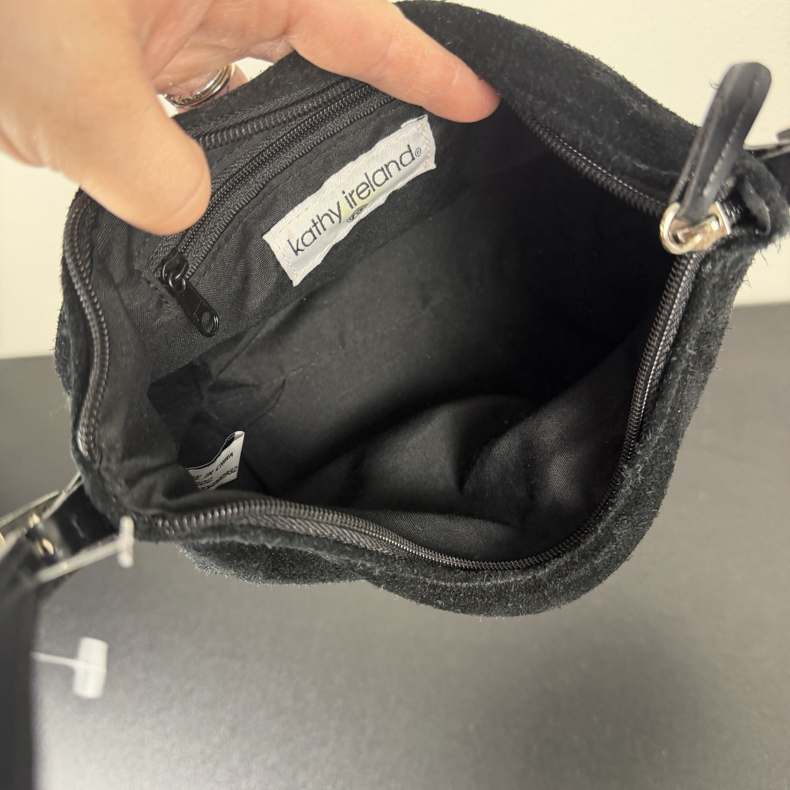 Kathy Ireland Y2K Mini Small Handbag Purse Black Leather Suede Casual Simple