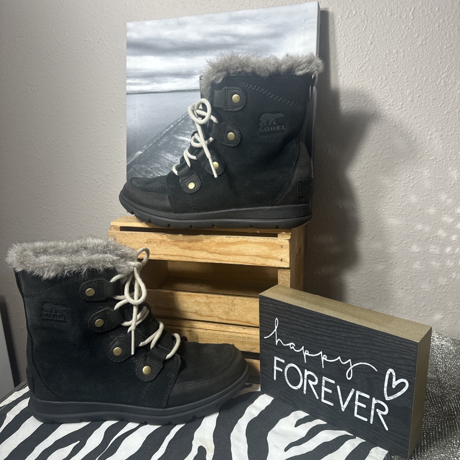 SOREL Explorer Black Suede Leather LaceUp Faux Fur Trim Logo Boots 7.5/38.5 VGUC