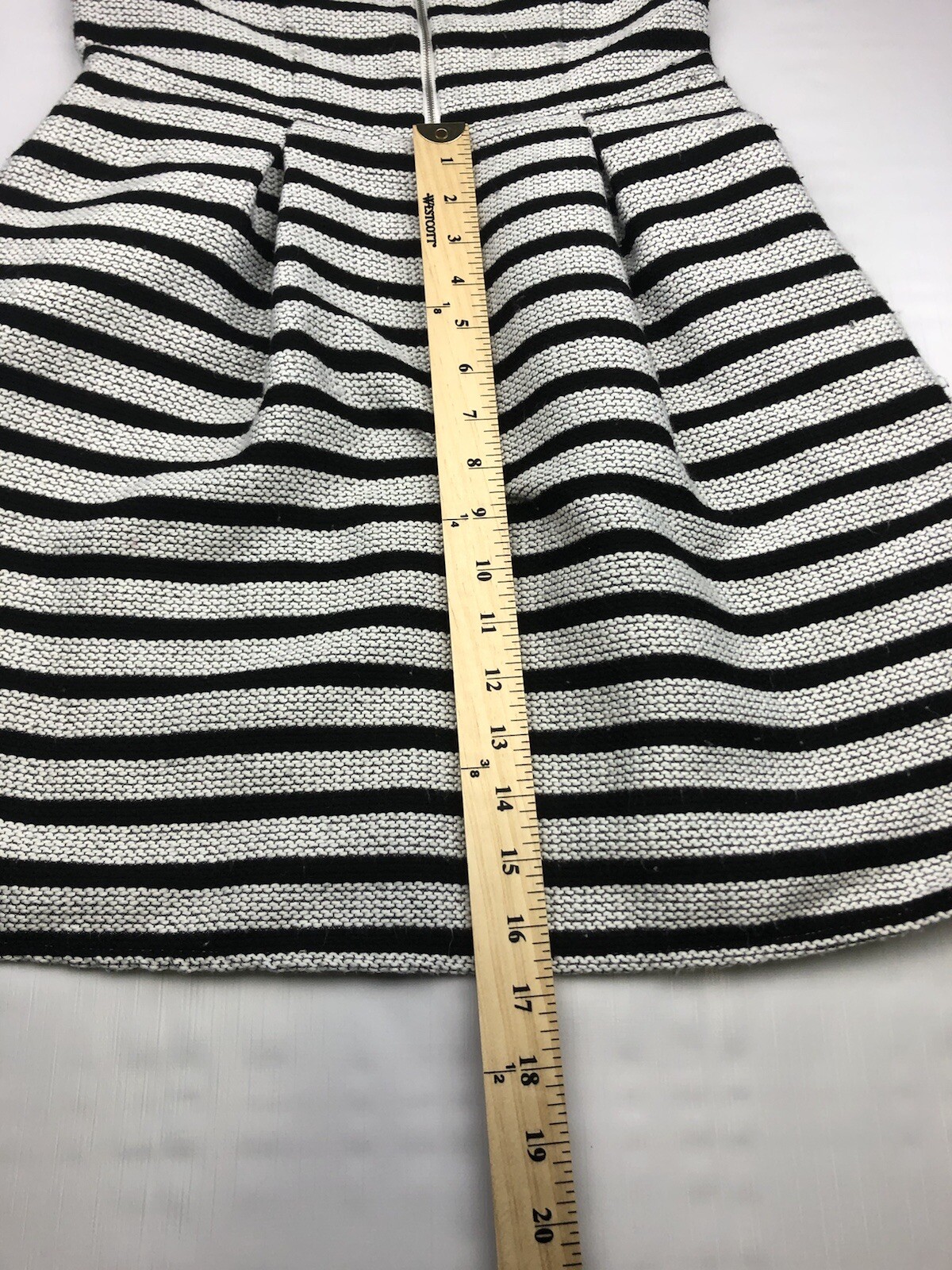 Express Women’s Size 2 Black White Striped Fit & Flare Short Pleated Party Dress